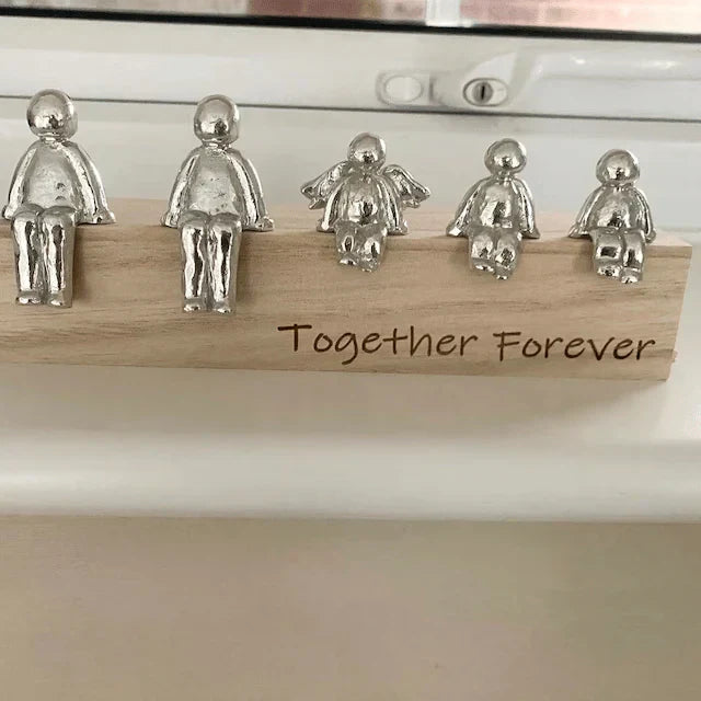 Cadeau personnalisé : Figurines de famille en résine. Décoration unique pour la maison, célébrant l'amour et les souvenirs.