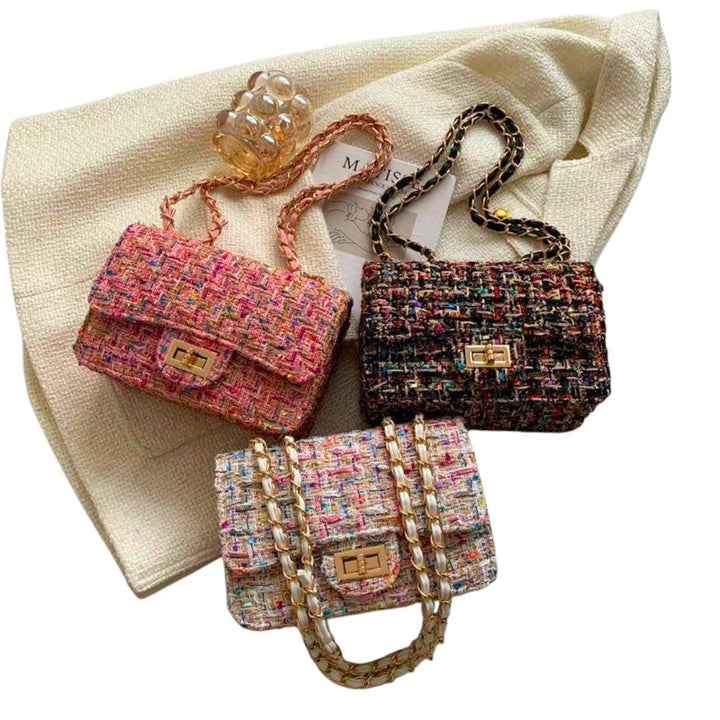 Sac à main bandoulière pour femme, sangle réglable pour confort et style au quotidien. Mode organisée.