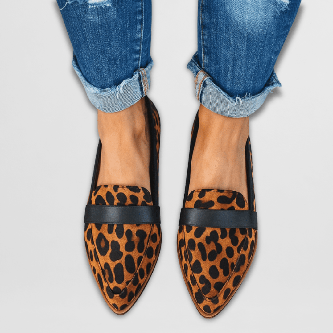 Élégants mocassins plats pour femmes offrant confort, légèreté et un look décontracté chic, polyvalents.