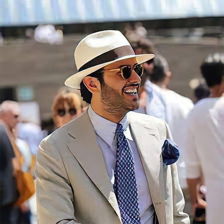 Élégant chapeau unisexe classique, fait main, parfait accessoire d'été et protection solaire.