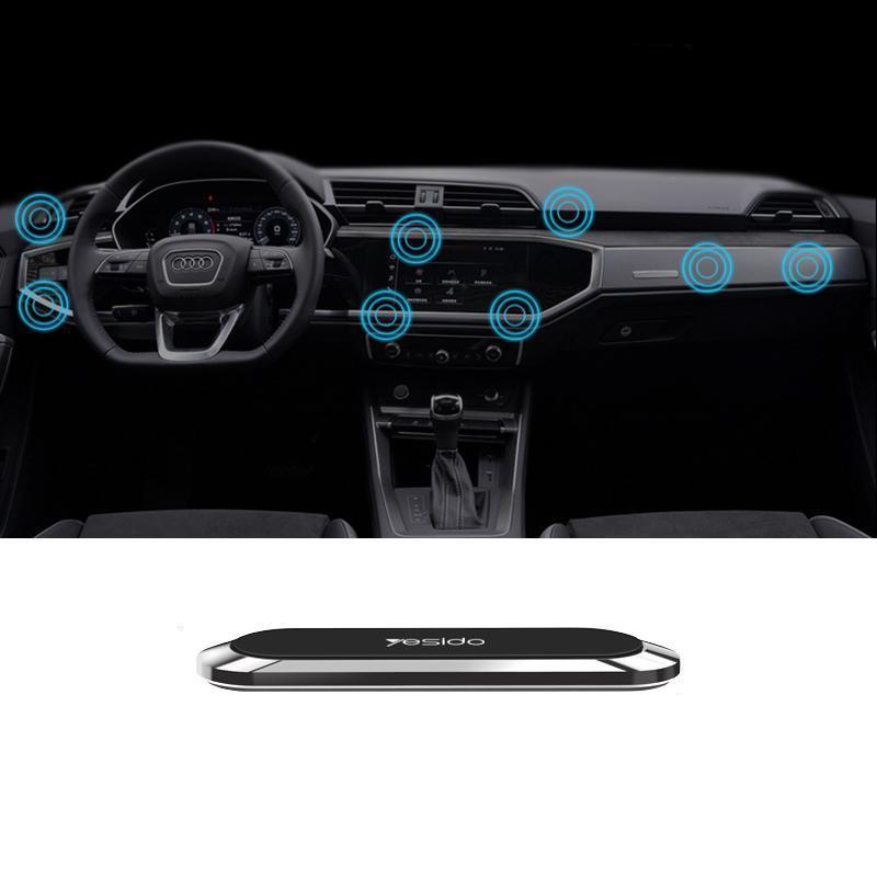 Accessoire auto indispensable: support magnétique téléphone voiture, compact et fixation forte.