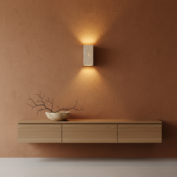 Décoration murale LED minimaliste, luminaire élégant pour ambiance chaleureuse int/ext.