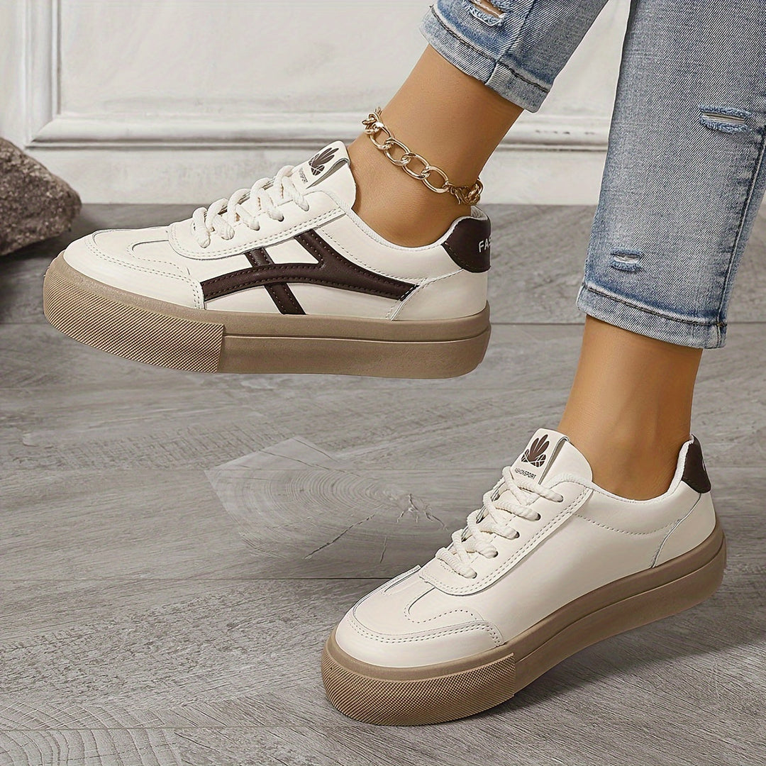 Oxfords Elise chics pour femmes, alliant mode et confort orthopédique pour un look élégant au quotidien.