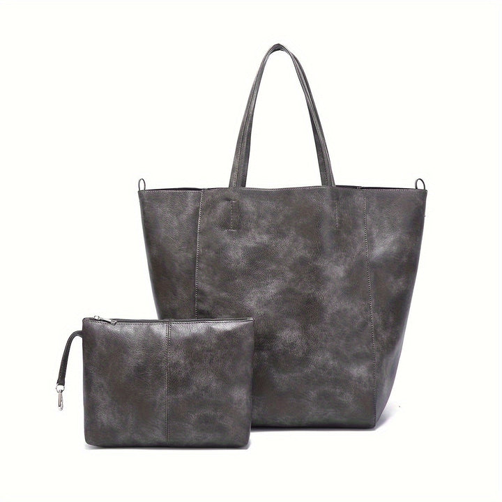 Intérieur spacieux et organisé du sac tote doux et élégant pour femme, accessoire quotidien pratique.