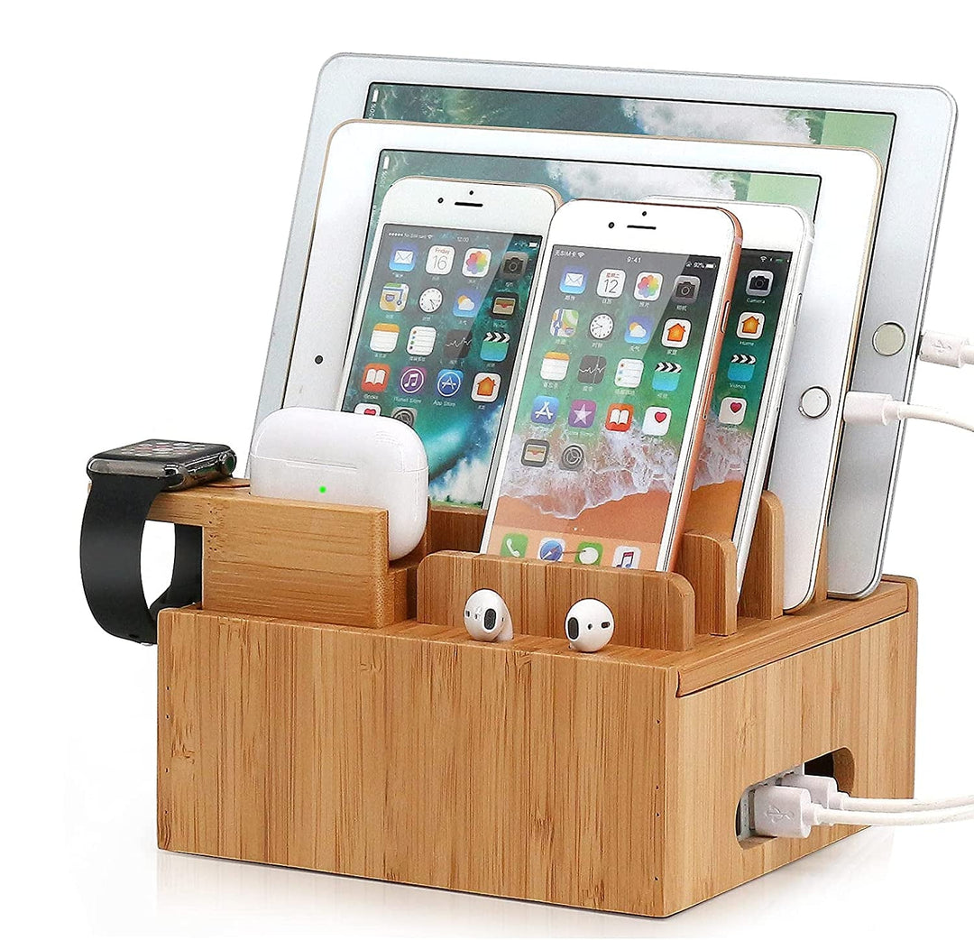 Organisateur de charge USB en bambou pour smartphones, tablettes. Gestion de câbles élégante pour bureau.