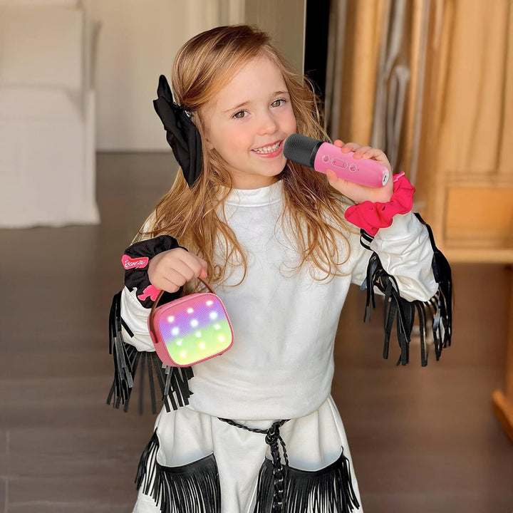 Idée cadeau parfaite : karaoké enfant avec micros sans fil, des heures de plaisir musical et chantant.