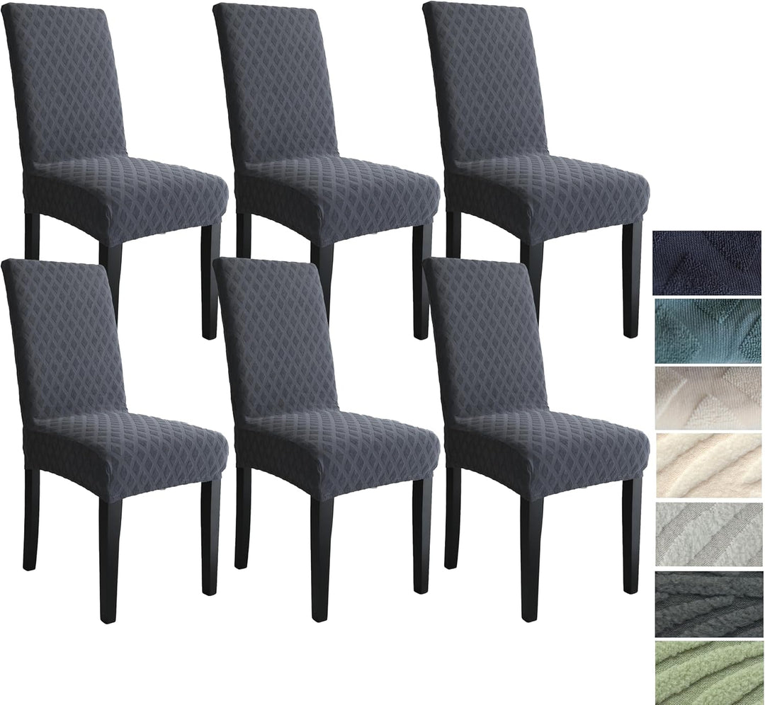 Housse de chaise facile à entretenir, en polyester résistant. Pour protection quotidienne de l'ameublement.