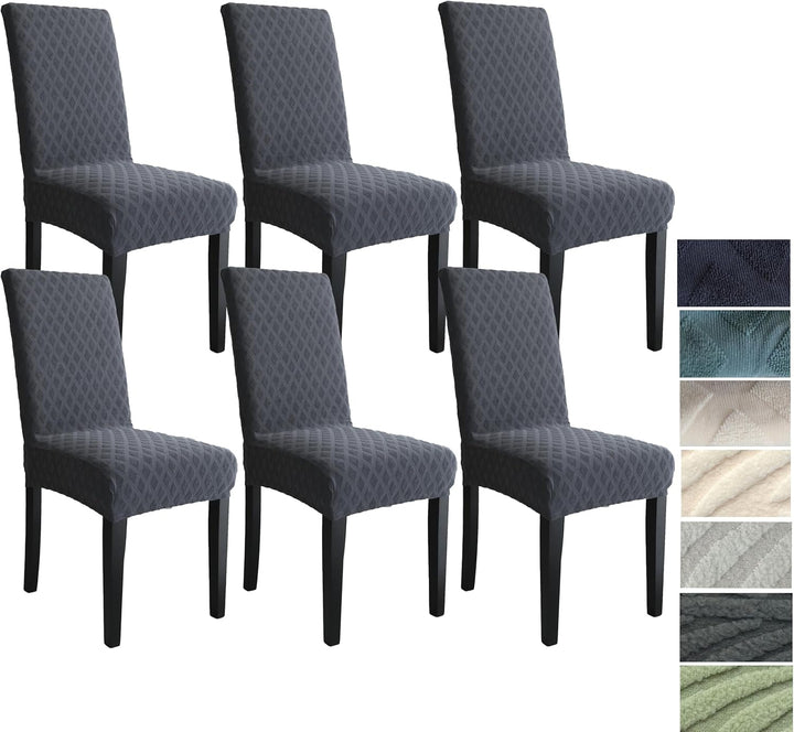 Housse de chaise facile à entretenir, en polyester résistant. Pour protection quotidienne de l'ameublement.