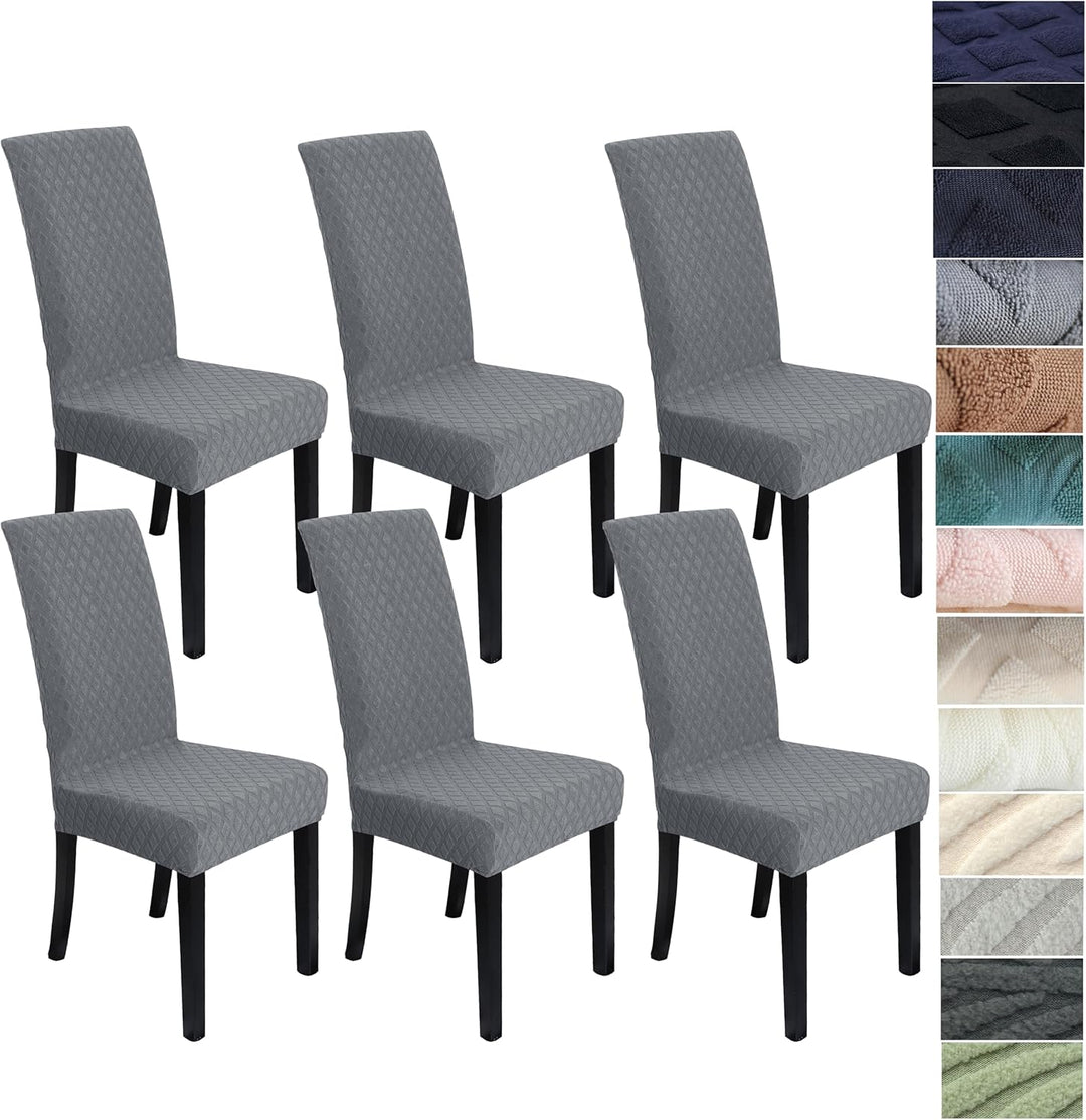 Motif diamant sur housse de chaise extensible. Accessoire maison pour rénovation et décoration.