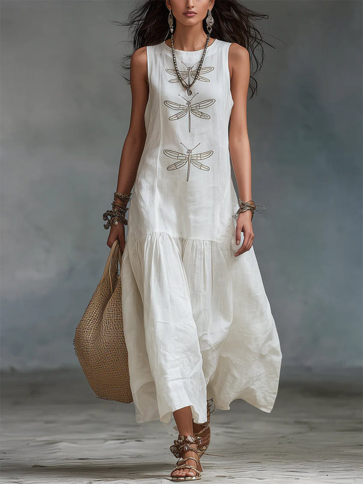Élégante robe longue femme en coton lin, broderie libellule bohème. Idéale pour vacances d'été chic et confort.
