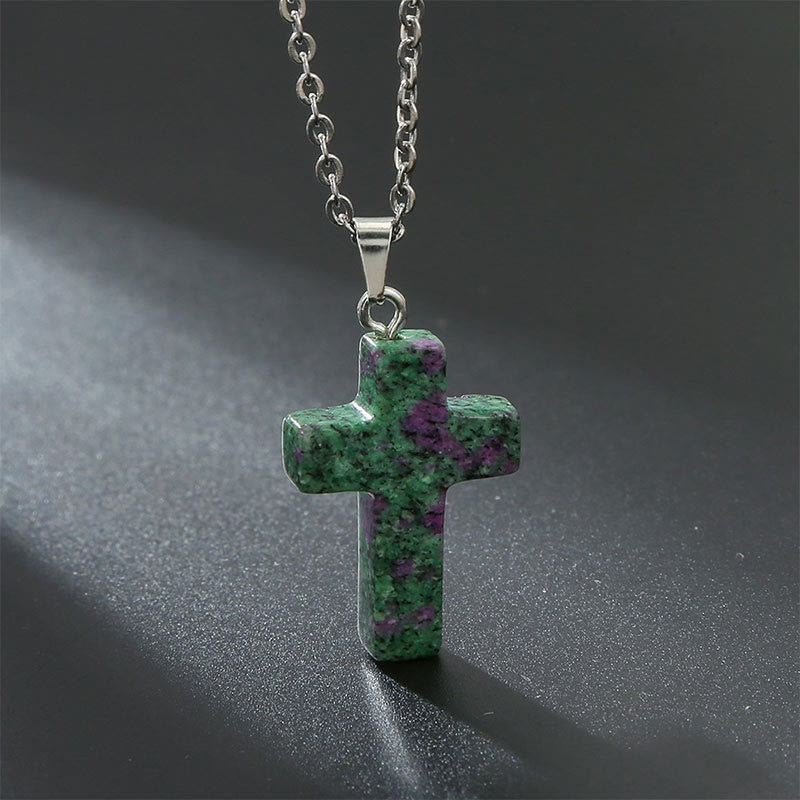 Collier croix en pierres semi-précieuses, bijou femme, tendance et spirituel.