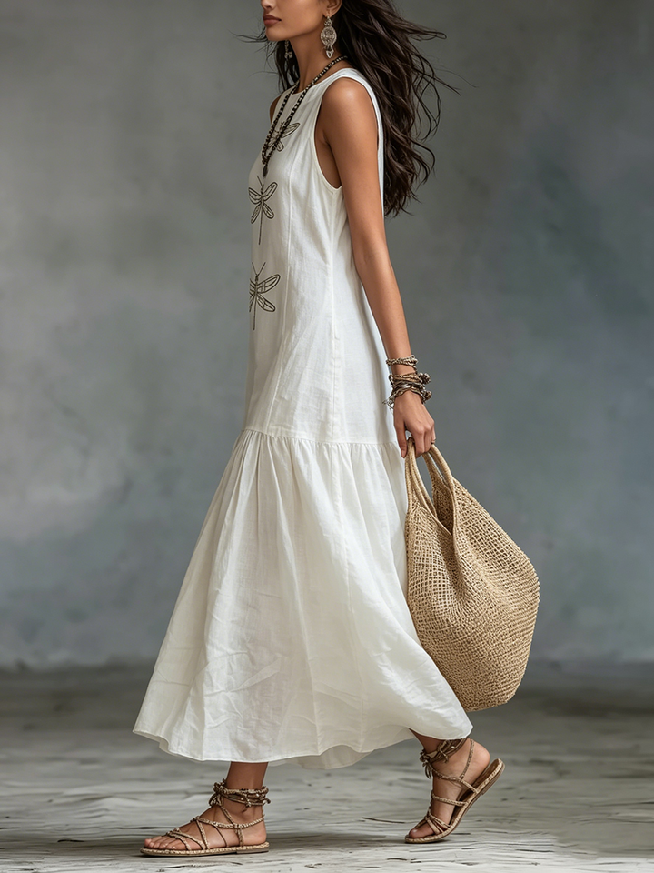Robe longue femme sans manches, broderie libellule unique. Tissu léger coton lin, parfaite pour l'été bohème.
