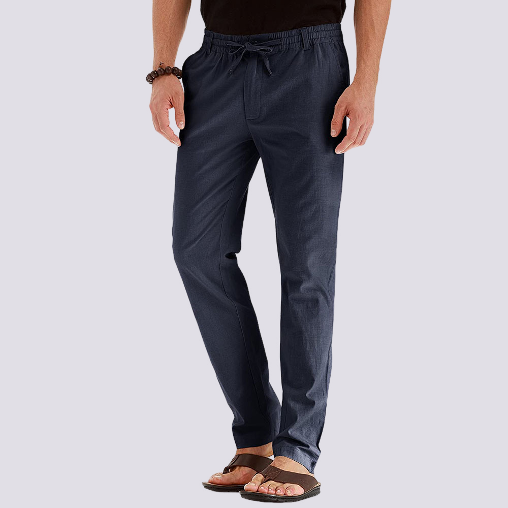 Pantalon cargo homme en tissu respirant pour l'été. Léger, confortable et stylé pour un look décontracté ou fonctionnel.