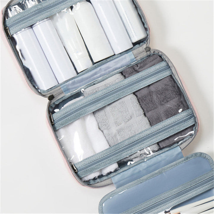 Trousse de toilette portable et compacte, parfaite pour optimiser le rangement des cosmétiques.