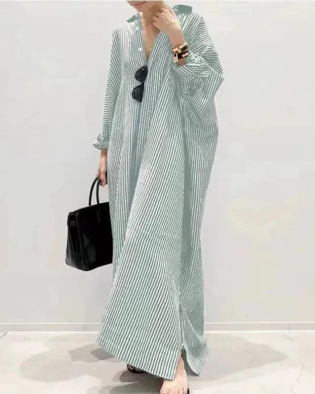 Tenue élégante et décontractée: robe longue cardigan femme à rayures pour le printemps-été.
