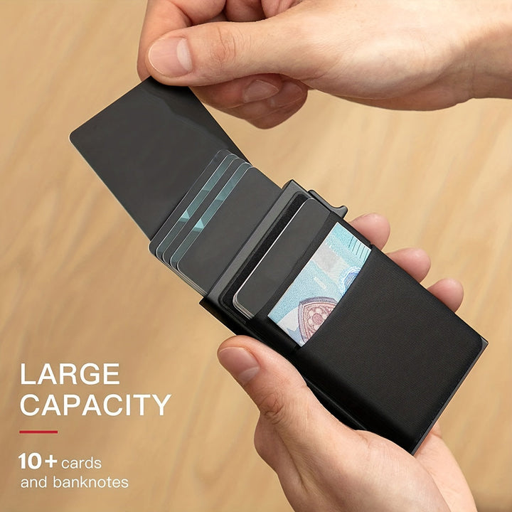 Porte-cartes RFID métallique robuste pour hommes, blocage sécurisé. Idéal pour un usage quotidien intense.