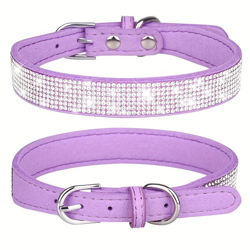 Collier chien cuir marron, réglable, avec strass discrets, solide pour usage quotidien.