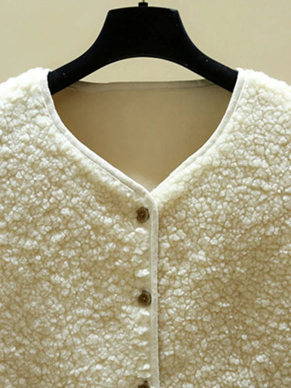 Gilet chaud et stylé sans manches pour femme, polyvalent, parfait pour vos tenues d'automne et d'hiver.