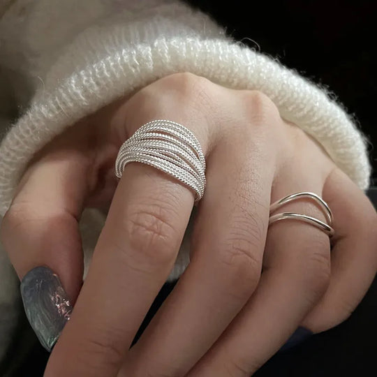 Bague argent ajustable pour femme, design vintage, anneau ouvert.