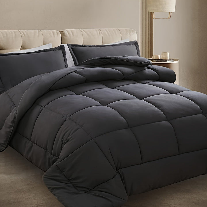 Ensemble couette toutes saisons en microfibre douce et respirante, style hôtelier pour chambre confortable.
