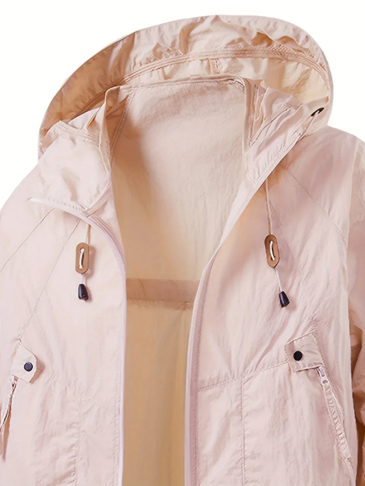 Veste confortable à capuche pour le quotidien, protège des intempéries avec style.