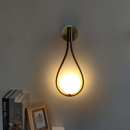 Modern Vägglampa i Metall - Elegant & Minimalistisk Design