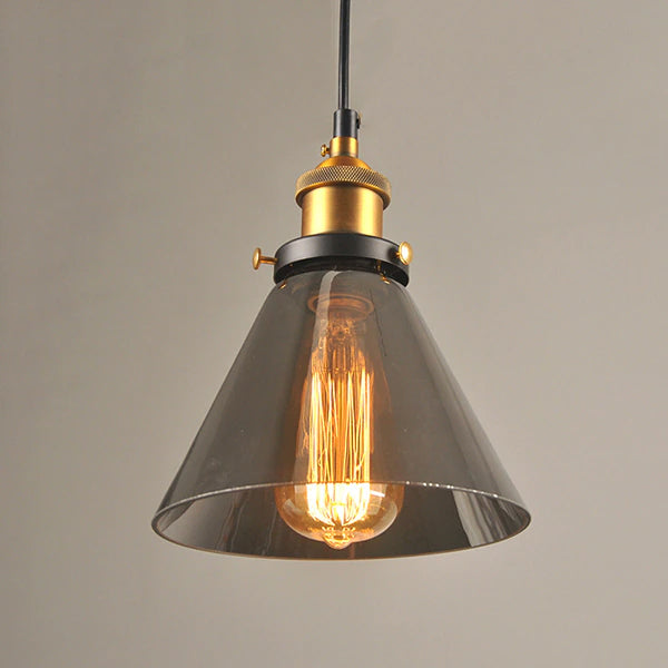 Luminaire suspendu cristal, fusion design moderne et touche classique intemporelle.