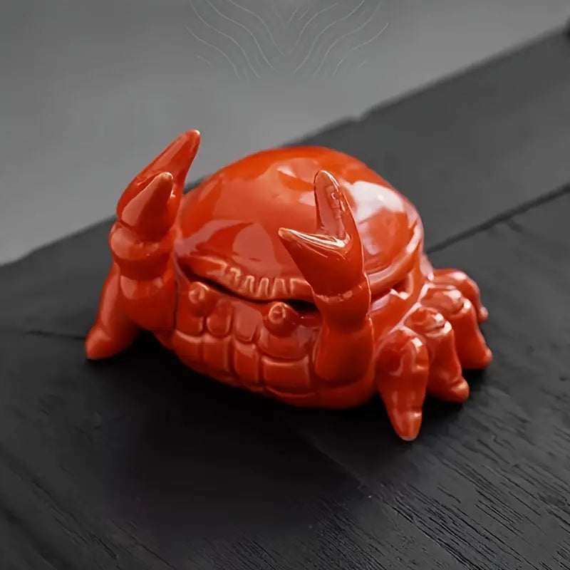 Cadeau original: cendrier crabe en céramique peinte à la main, idéal pour les amateurs d'art et de design.