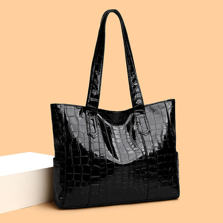 Sac élégant texturé pour femme, design moderne et pratique, pour un look chic au quotidien.
