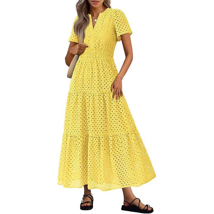 Robe d'été longue et confortable pour femme, coupe fluide, idéal vacances.