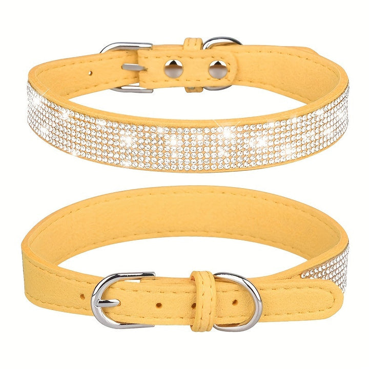 Confortable collier chien en cuir avec strass, réglable, idéal pour toutes les races.