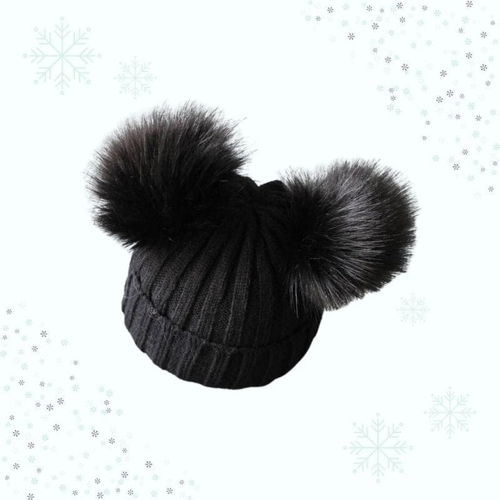 Ensemble bonnet et écharpe bébé en polaire confortable. Idéal pour garder les tout-petits au chaud en hiver.