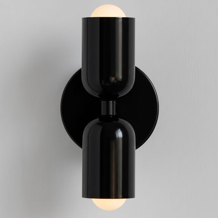 Applique LED double face, éclairage contemporain pour salon ou couloir.