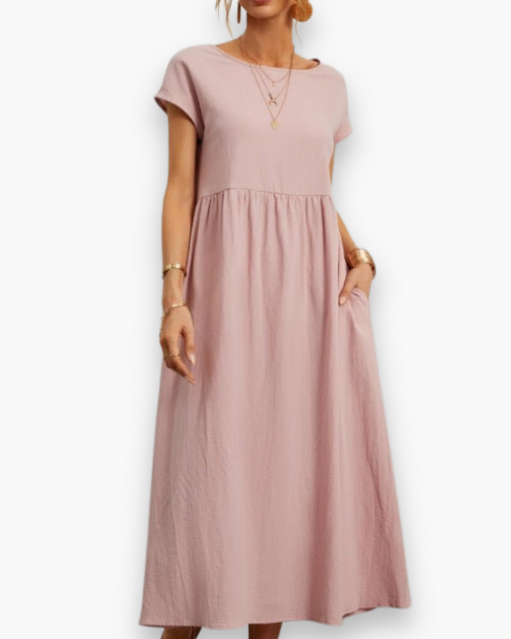 Robe d'été longue femme, légère et chic. Idéale pour les journées estivales, alliant confort et élégance.