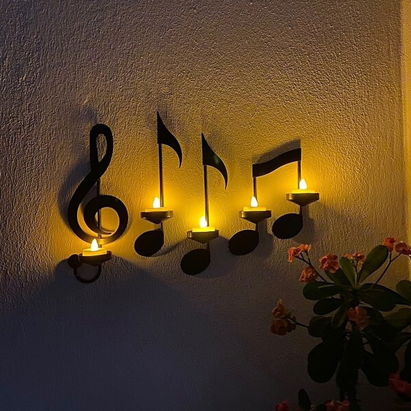 Applique décorative murale note de musique, design contemporain pour chambre, salon ou studio d'art.
