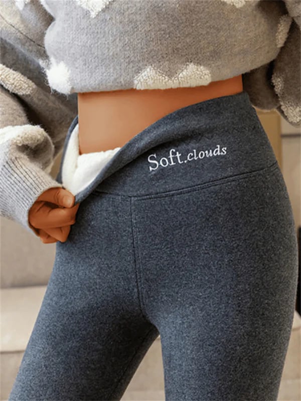 Legging thermique femme taille haute pour l'hiver, chaud et confortable. Idéal mode femme décontractée.