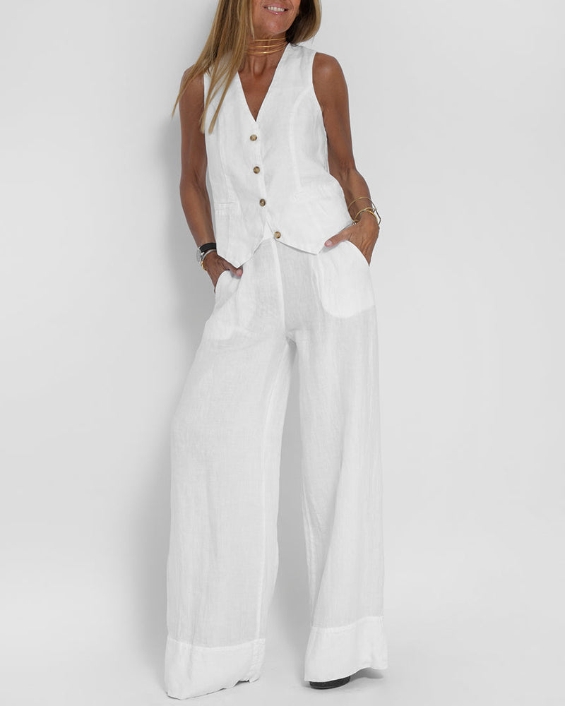 Vêtements femme : ensemble fluide en lin, pantalon large et gilet élégant.