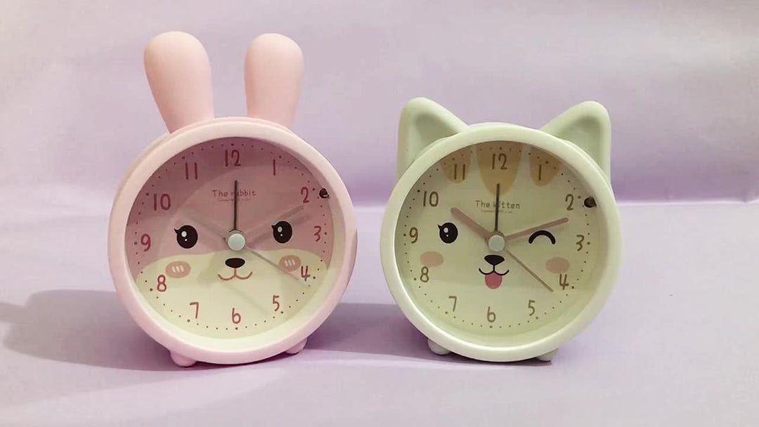 Réveil BunnyTime lapin jaune, horloge silencieuse et veilleuse pour aider l'enfant à se lever en douceur le matin.