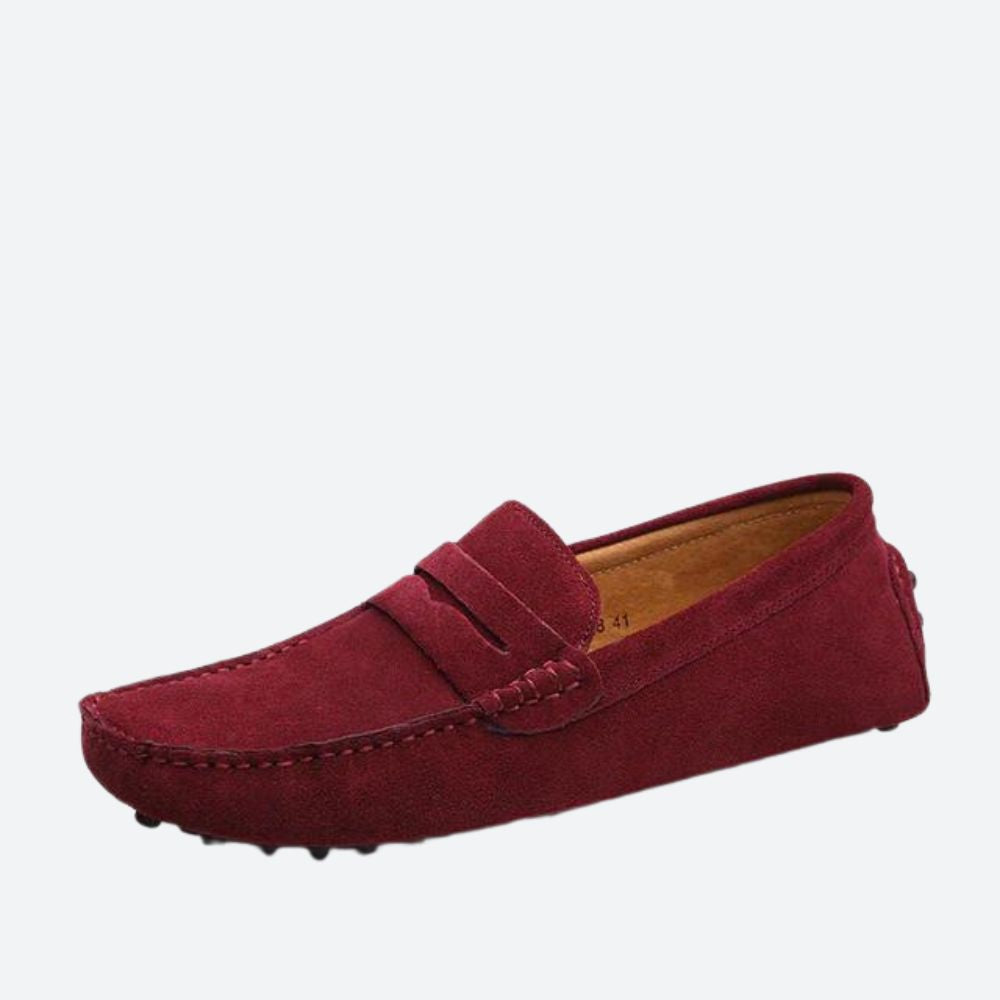 Chaussures élégantes femme en cuir, confortables, parfaites pour la mode urbaine, le bureau et le quotidien.