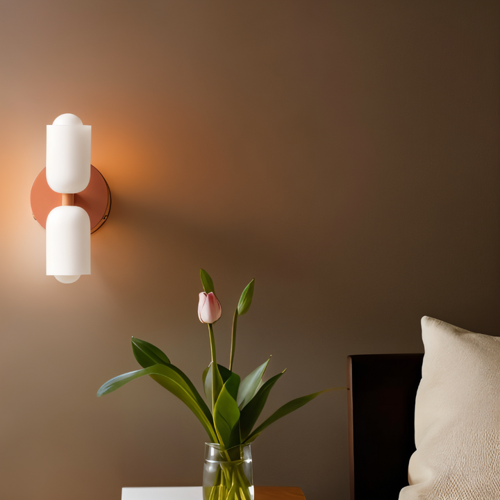 Luminaire mural LED DualGlow, double faisceau lumineux, idéal pour décoration scandinave.
