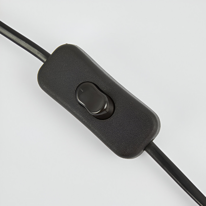 Lampe de lecture LED à pince. Bras réglable flexible pour un éclairage doux et précis, design moderne.