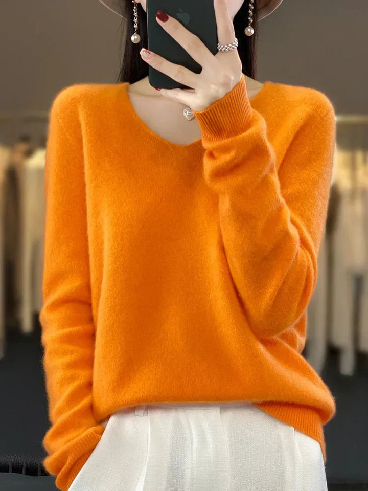 Pull femme confortable et élégant à manches longues en tricot, polyvalent pour toutes occasions.