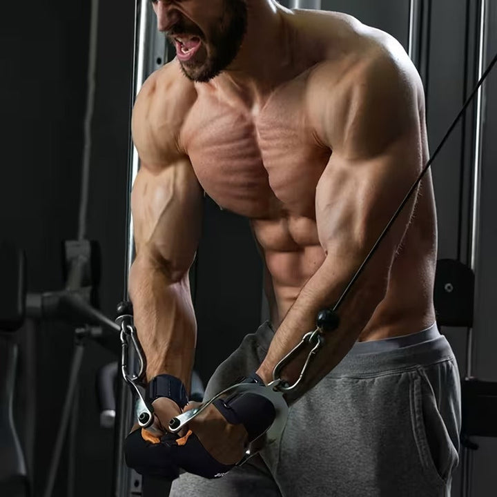 Gants GripGuard pour la musculation, conçus pour une protection optimale des mains et une meilleure prise.