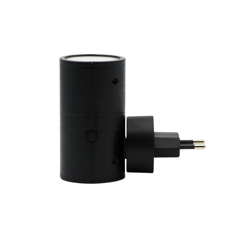 Applique murale LED Aora, design moderne et minimaliste, fonction dimmable, éclairage modulable pour tout espace.