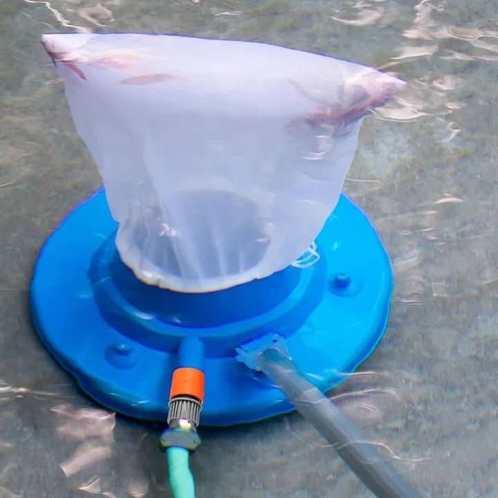 Kit AquaVac : nettoyeur piscine sans chlore pour entretien écologique. Accessoire bassin essentiel.