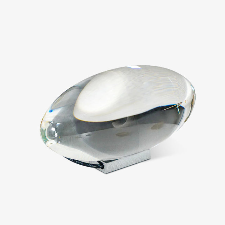 Lampe à poser LED en cristal, design intemporel, pour une lumière d'ambiance douce et apaisante.