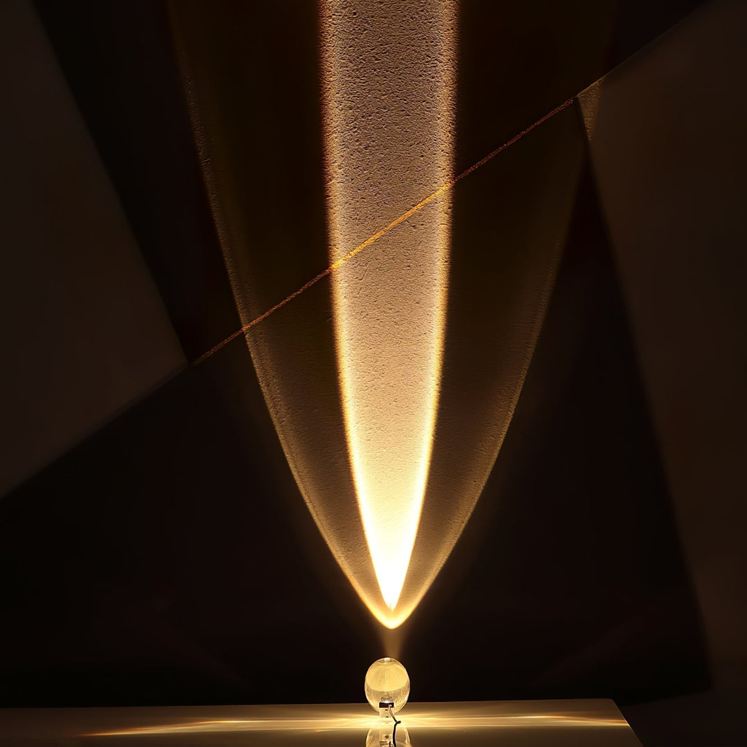 Lampe de chevet LED cristal, effet coucher de soleil, un luminaire moderne et très décoratif.
