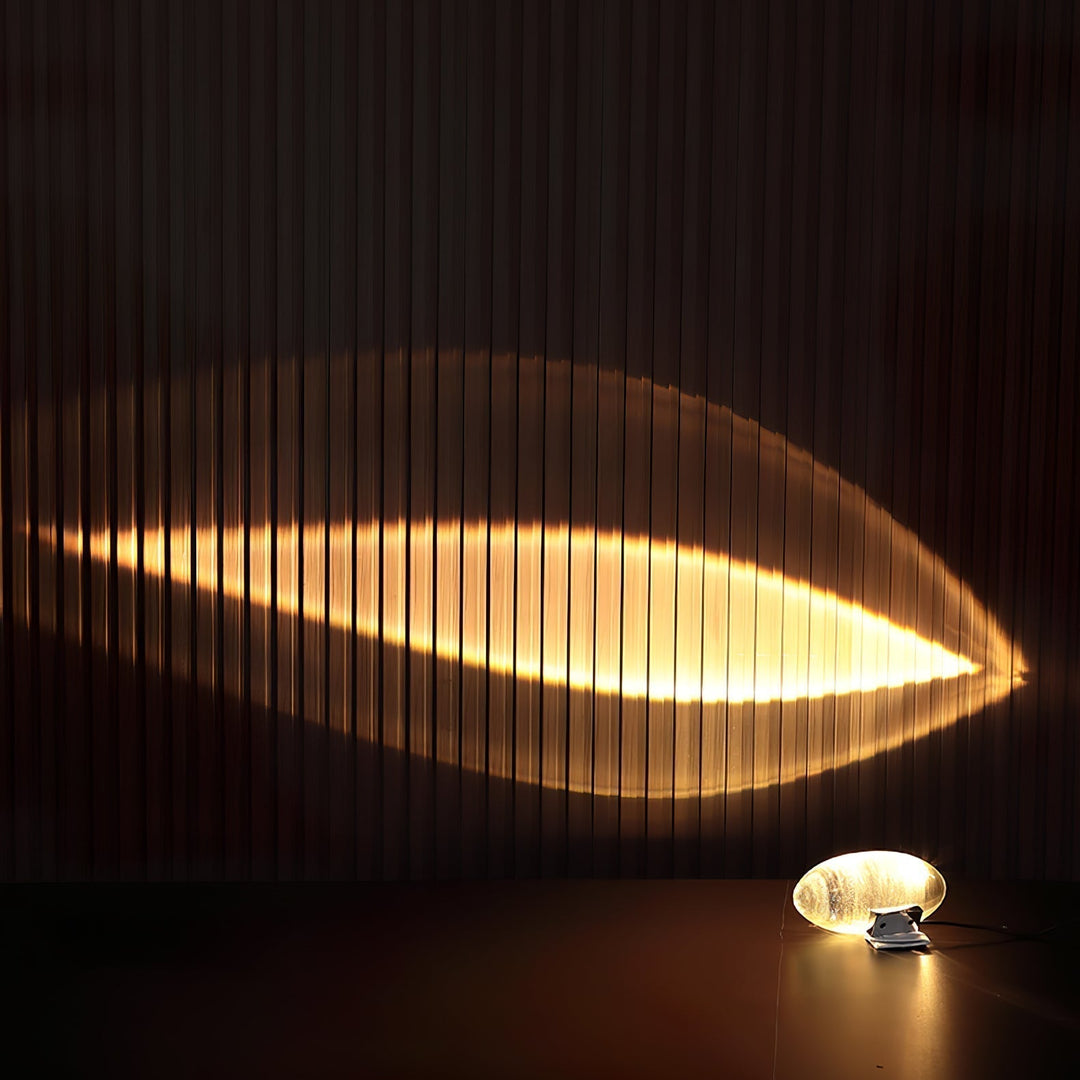 Lampe de table LED cristal, bleuviolet, un design lumineux pour une ambiance unique et contemporaine.