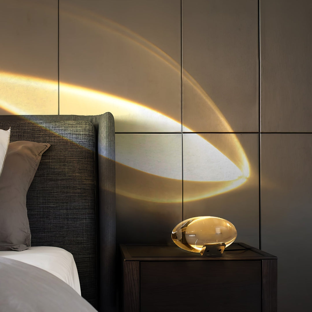 Lampe décorative LED cristal, lumière chaude, design moderne pour un intérieur élégant et cosy.