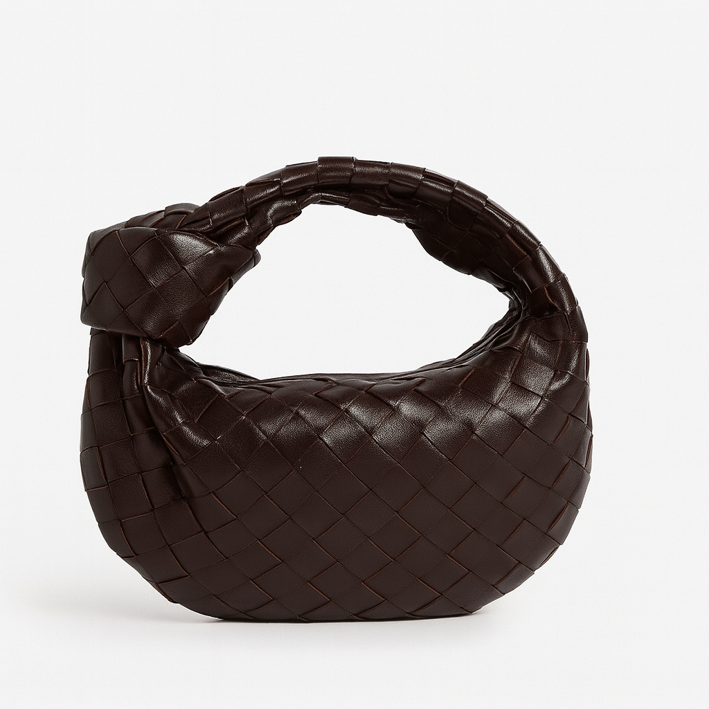 Sac à main femme tissé, accessoire de mode élégant et pratique, style chic et raffiné.